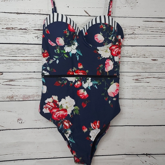 Cupshe Other - Cupshe Swim Vivid & Floral Striped One Piece